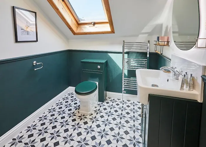 Host & - Hidden Gem *