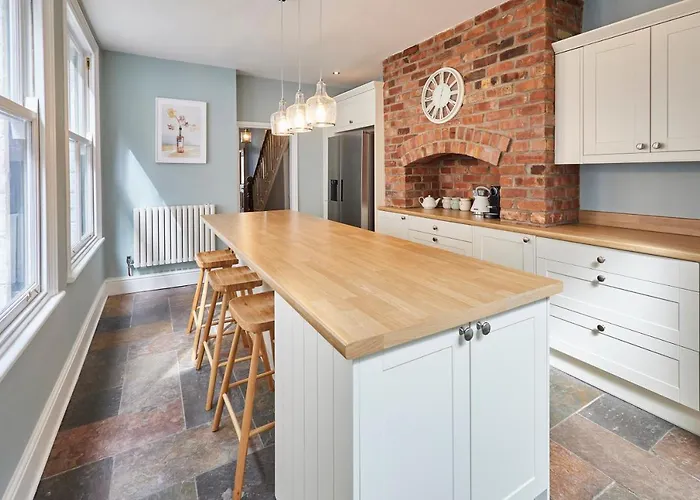 Host & - Hidden Gem Tatil Evi *